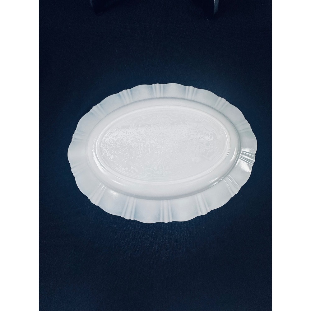 2 MacBeth-Evans Monax American Sweetheart etched Platters 13" Opalescent Glass - Picture 16 of 16